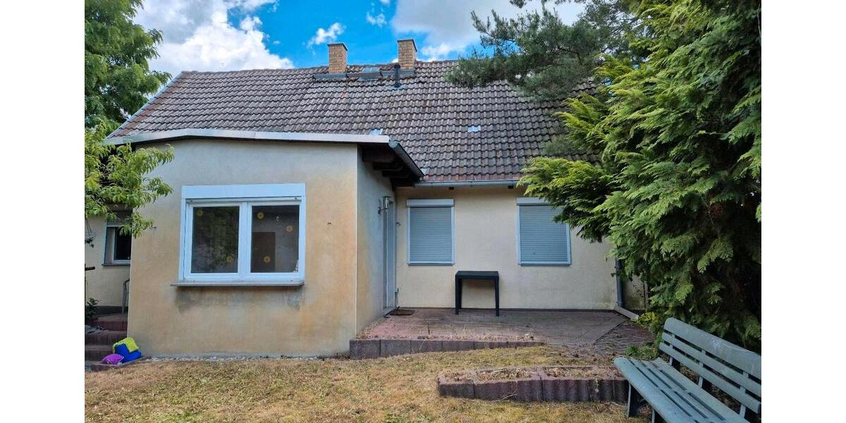 Einfamilienhaus Dommitzsch - 5 Zimmer, 100 m&sup2;, 75.000&euro; | Angebot:27100804