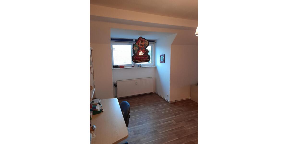 Dachgeschoßwohnung Hameln - 3 Zimmer, 76 m&sup2;, 532&euro; | Angebot:26349352