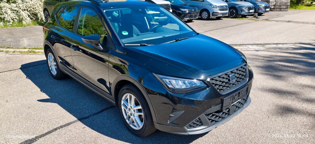 Seat Arona 97.541 km 11.900 &euro; Kirchdorf (bei Haag in OBB) 83527