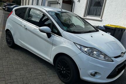 Ford Fiesta 172.023 km 2.100 &euro; Hagen 58135