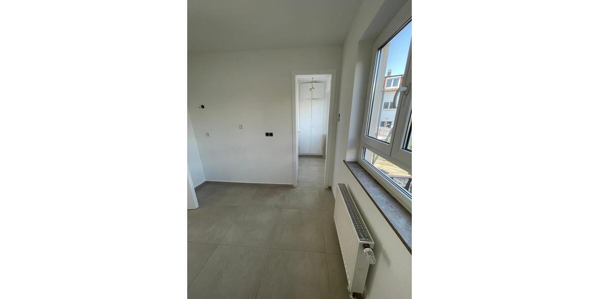 Erdgeschoßwohnung Esslingen am Neckar Oberesslingen - 3 Zimmer, 75 m&sup2;, 1.500&euro; | Angebot:25499690