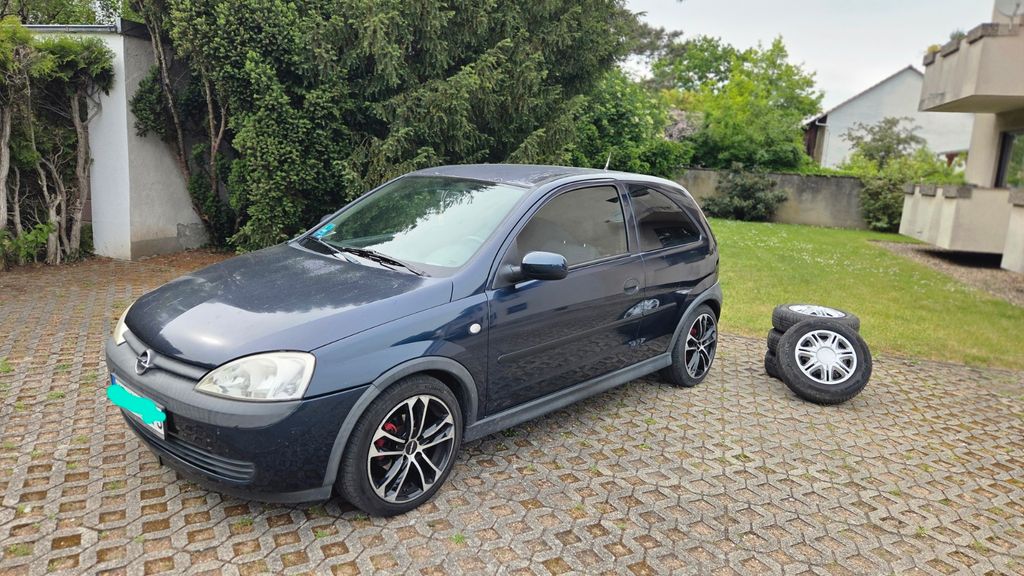 Opel Corsa 251.000 km 1.150 &euro; Bruchsal 76646