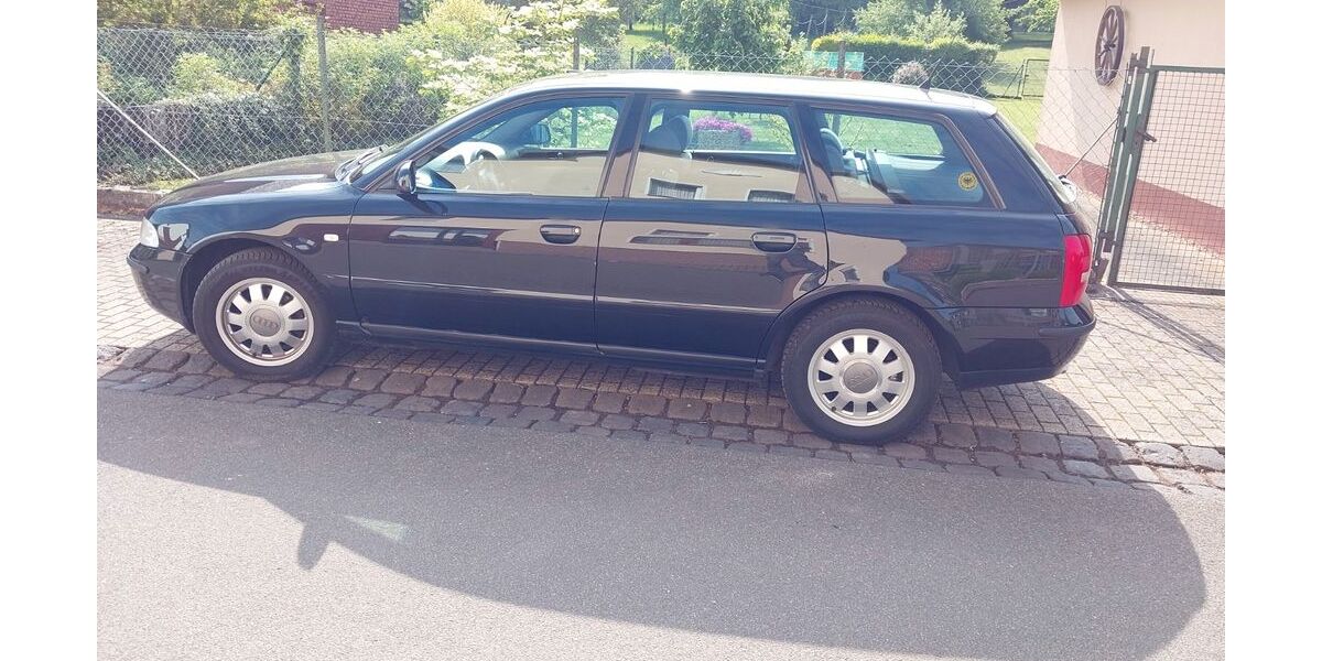 Audi A4 212.500 km 2.400 &euro; Mechernich 53894