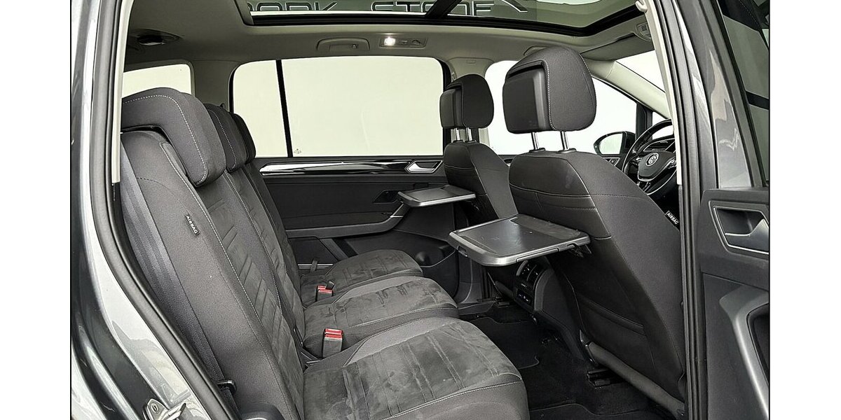 VW Touran 2.0 TDI Highline LED Pano Kam ACC Massage 140.000 km 18.999 &euro; Stade 21682