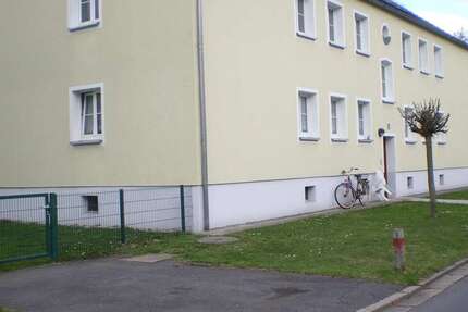 Wohnung zum Mieten in Mitterteich 176 € 32.87 m²