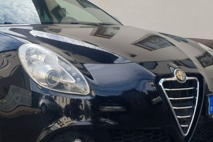 Alfa Romeo Giulietta 166.000 km 5.899 € Stuttgart 70435