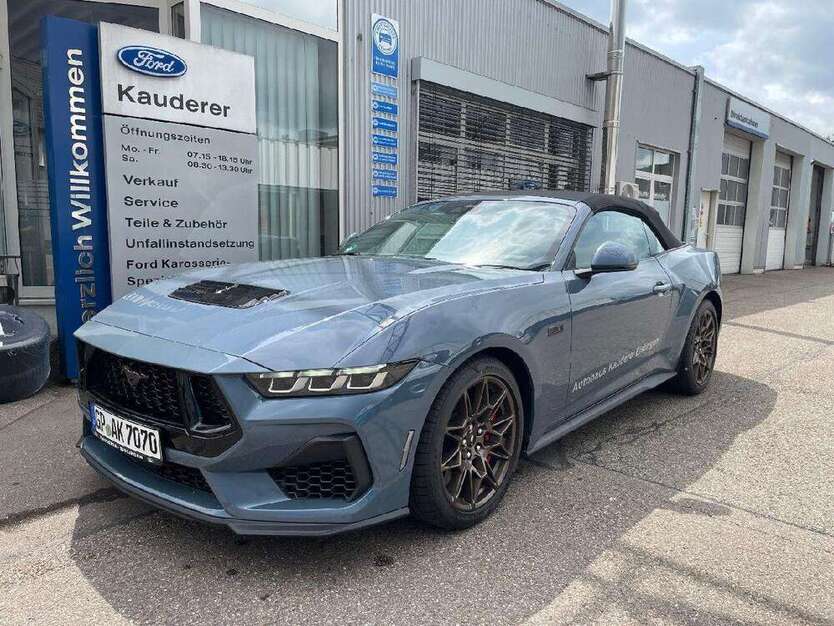 Ford Mustang 4.500 km 57.980 € Eislingen 73054