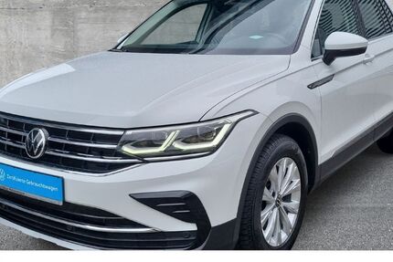 VW Tiguan 51.885 km 25.920 &euro; Halle (Saale) 06110