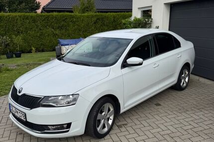 Skoda Rapid 110.000 km 8.500 &euro; Cottbus 03046