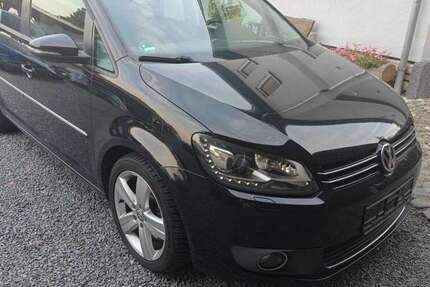 VW Touran 178.000 km 9.800 &euro; Heimburg 38889