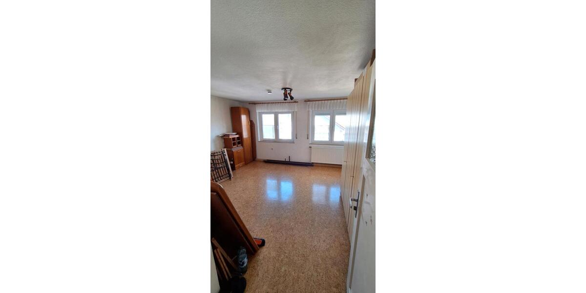 Einfamilienhaus Altheim (Alb) - 7 Zimmer, 180 m&sup2;, 1.680&euro; | Angebot:25888034