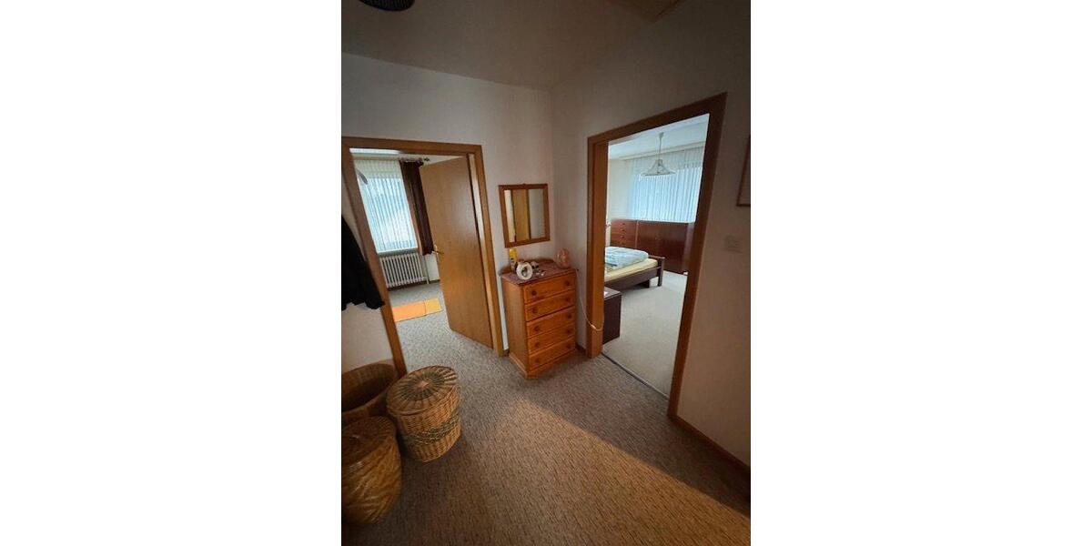 Einfamilienhaus Varel - 7 Zimmer, 140 m&sup2;, 280.000&euro; | Angebot:26234428