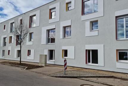 Wohnung Augsburg Bärenkeller - 2 Zimmer, 73 m&sup2;, 990&euro; | Angebot:24976527