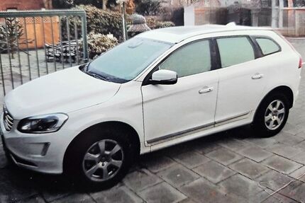 Volvo XC60 150.000 km 17.100 &euro; Varel 26316