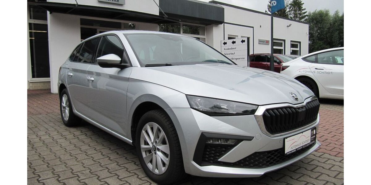 Skoda Scala 8.930 km 27.480 &euro; Hennigsdorf bei Berlin 16761