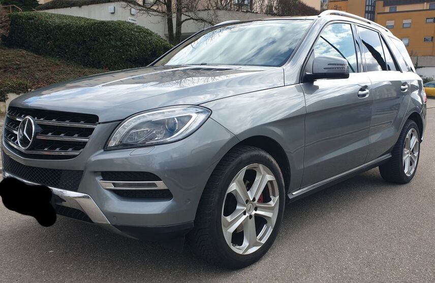 Mercedes-Benz ML 350 200.000 km 19.900 € Bad bellingen 79415