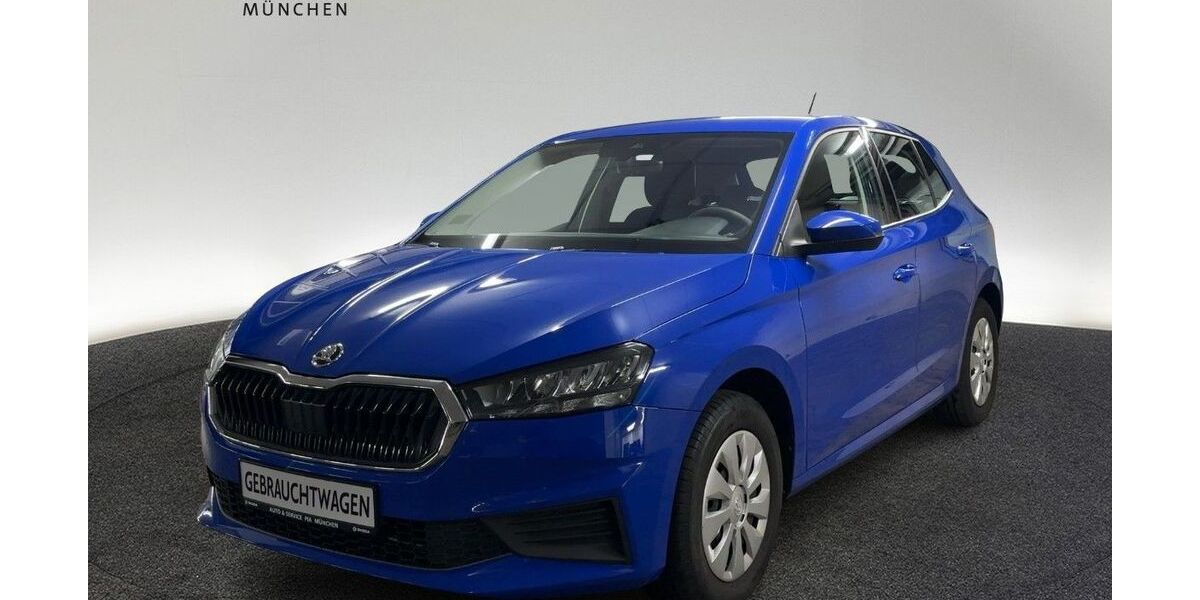 Skoda Fabia 33.300 km 13.560 &euro; München 80687