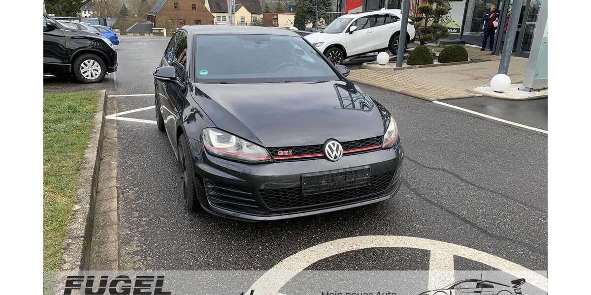 VW Golf 106.712 km 16.495 &euro; Freiberg 09599