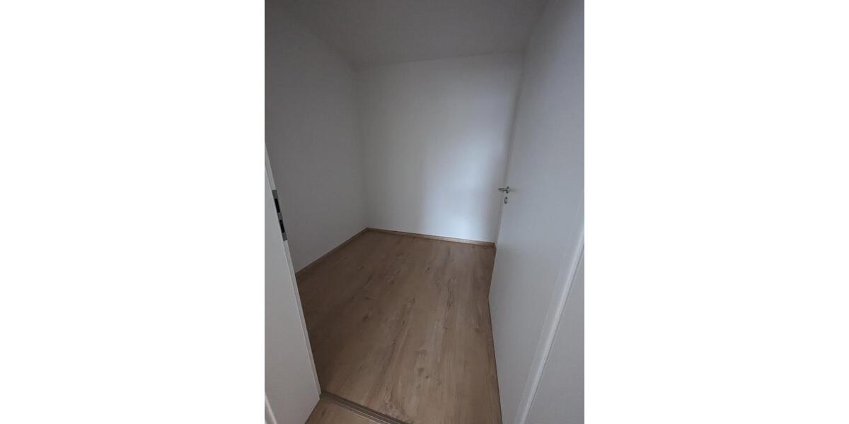 Reihenhaus Delitzsch - 5 Zimmer, 135 m&sup2;, 1.499&euro; | Angebot:25550897