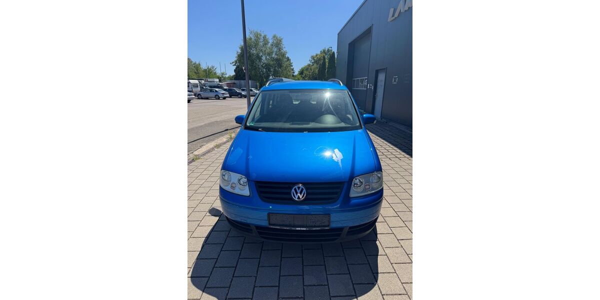 VW Touran 277.000 km 1.690 &euro; Rastatt 76437