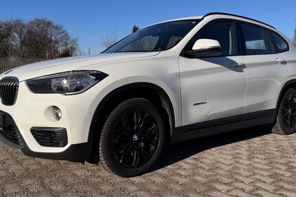 BMW X1 155.000 km 15.999 &euro; München 81825