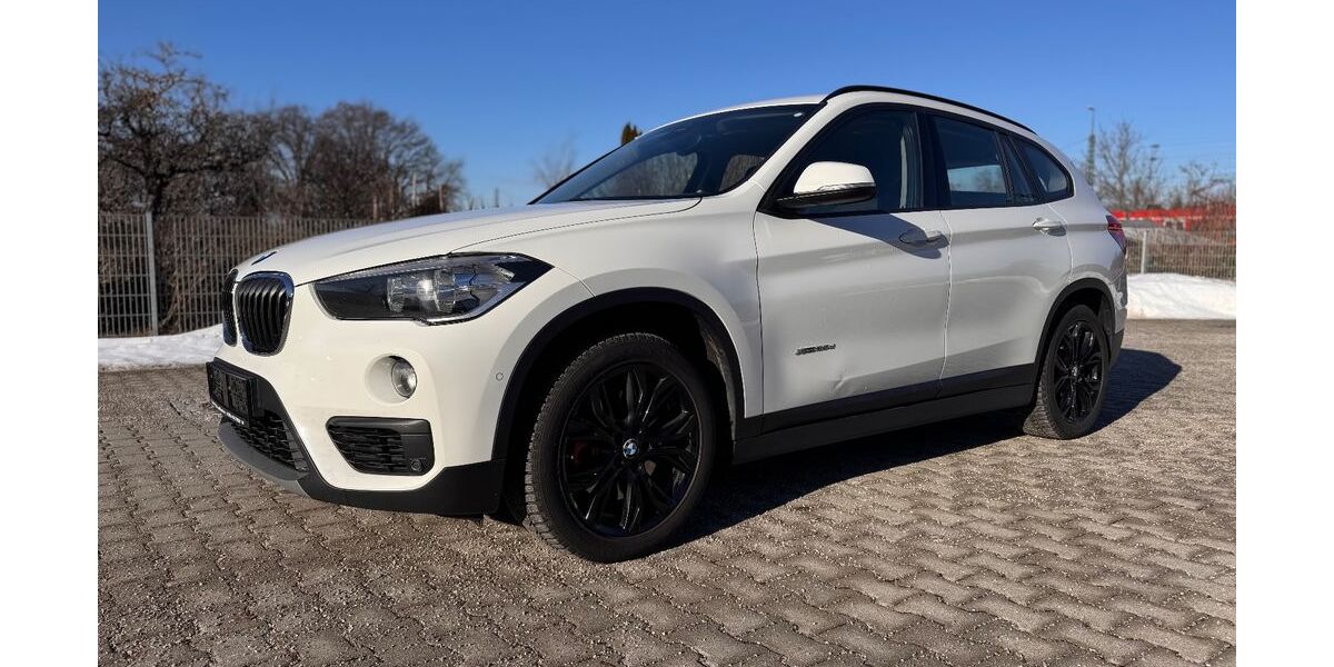 BMW X1 155.000 km 15.999 &euro; München 81825