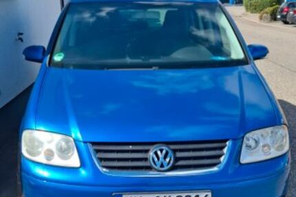 VW Touran 226.000 km 2.800 &euro; Neckarsulm 74172