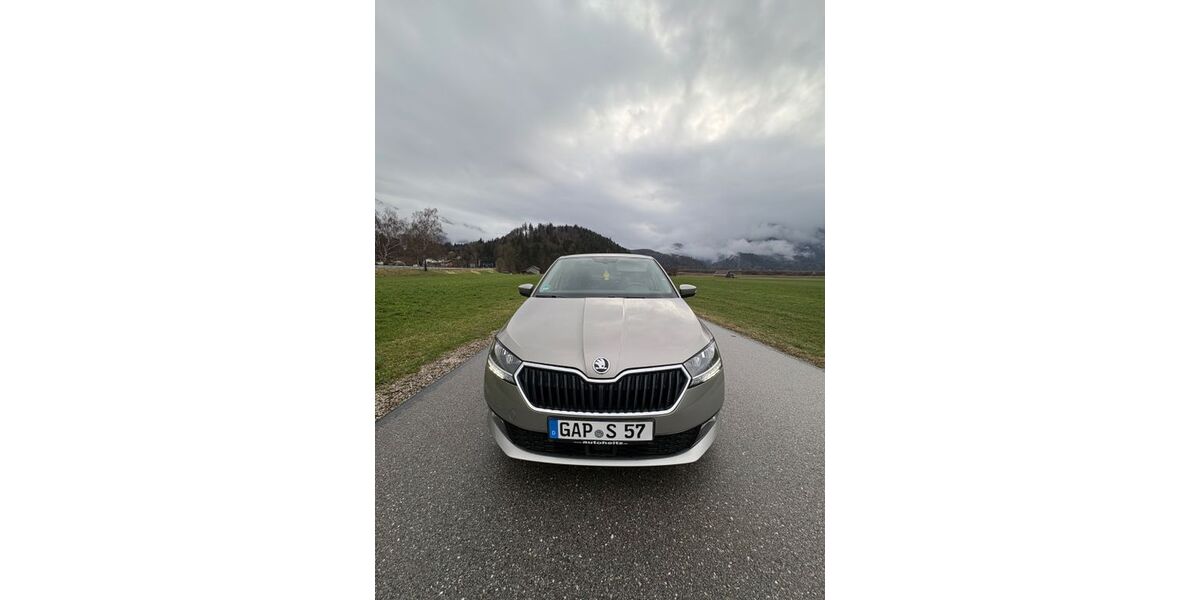 Skoda Fabia 111.384 km 11.950 &euro; Murnau 82418