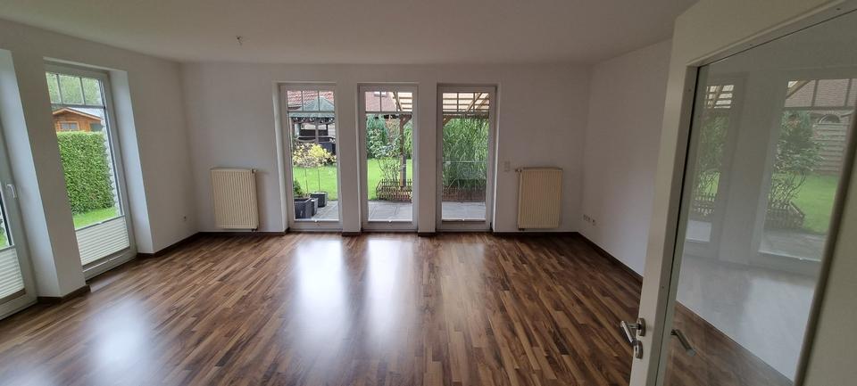 Etagenwohnung Jever - 4 Zimmer, 95 m&sup2;, 1.050&euro; | Angebot:25542323