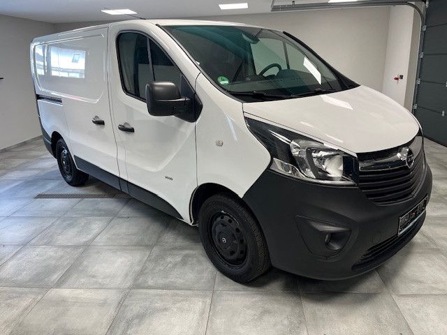 Opel Vivaro 131.000 km 11.899 &euro; Gersdorf 09355