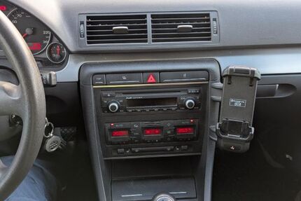 Audi A4 224.000 km 2.700 € Wiesbaden 65205