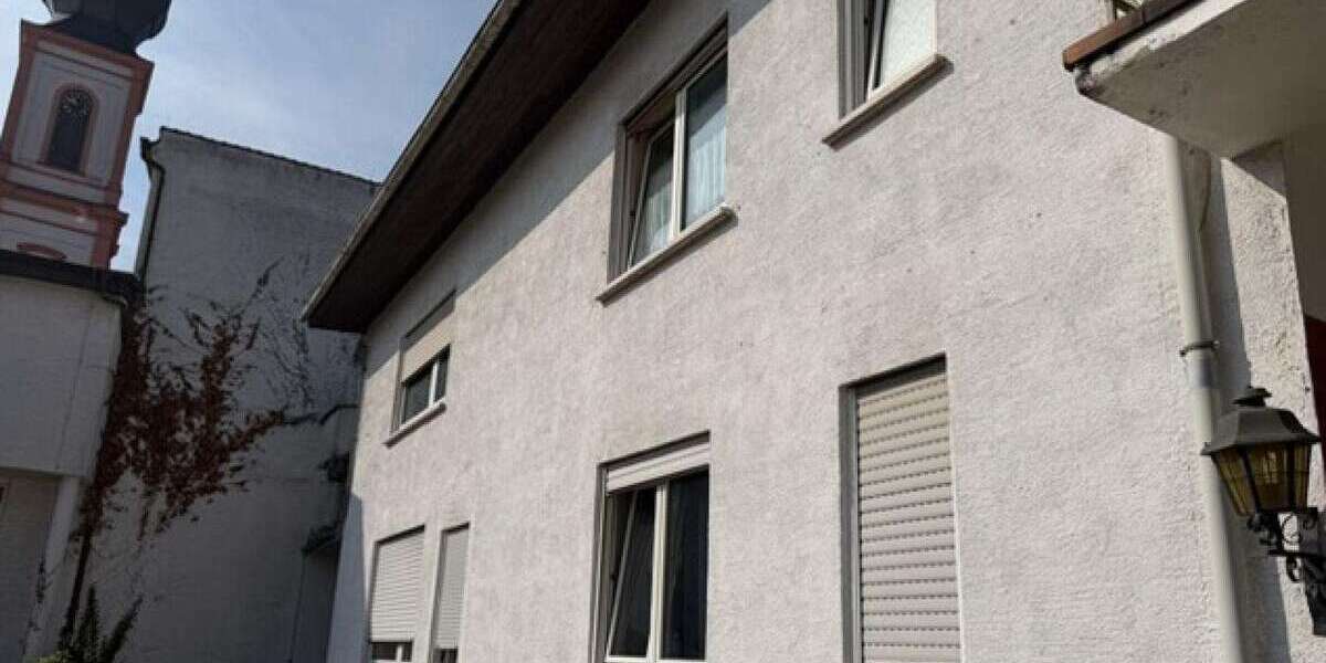 Einfamilienhaus Gernsheim - 7 Zimmer, 240 m&sup2;, 349.000&euro; | Angebot:24031228