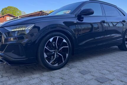 Audi Q8 209.000 km 40.999 &euro; München 81825