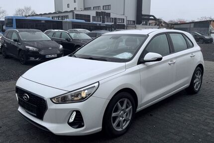 Hyundai i30 121.000 km 10.000 &euro; Rheinbach 53359