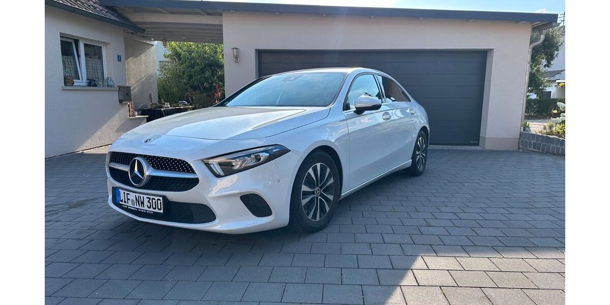 Mercedes-Benz A 180 155.000 km 16.800 &euro; Marktgraitz 96257