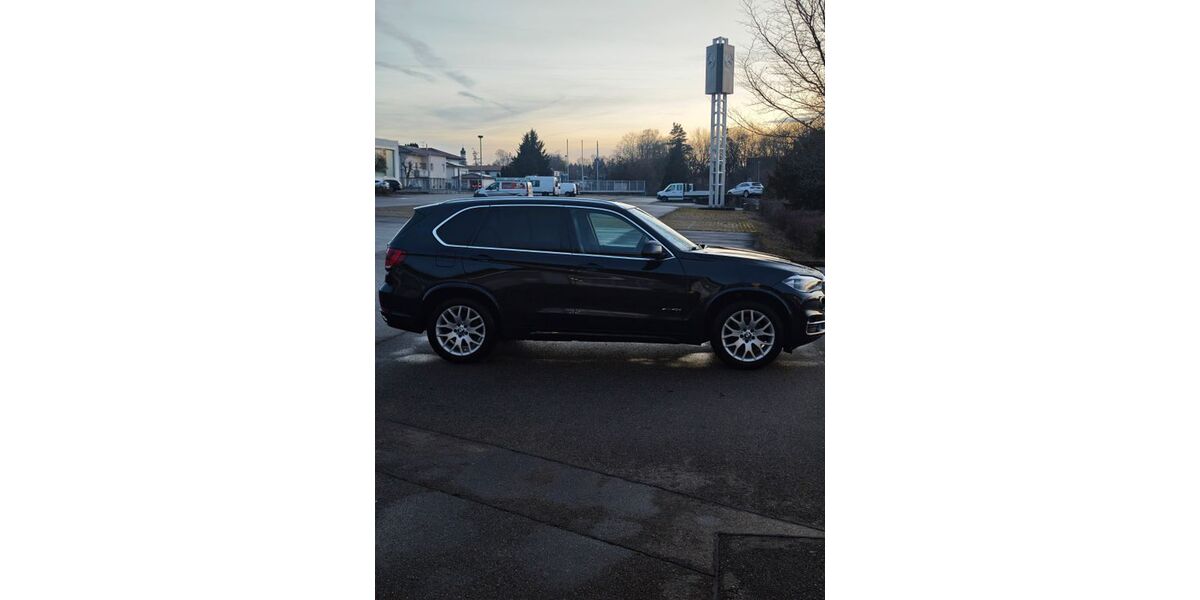 BMW X5 165.000 km 25.500 &euro; Vöhringen 89269