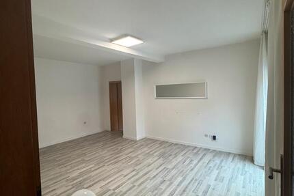 4-Zimmer Wohnung ab sofort bezugsfrei 4 zimmer