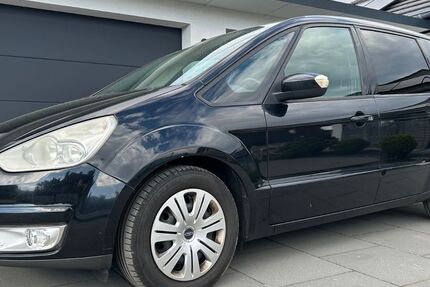 Ford Galaxy 275.000 km 4.900 &euro; Ehlscheid 56581