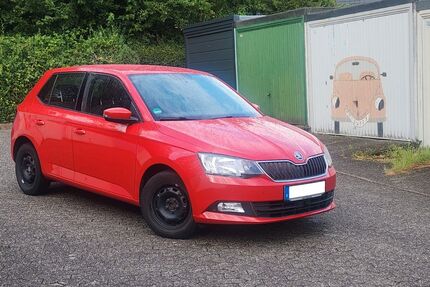 Skoda Fabia 146.000 km 6.300 &euro; Essen 45259