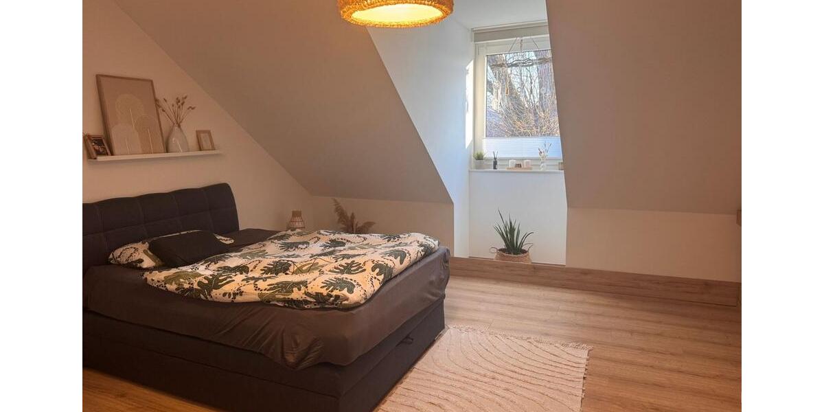Etagenwohnung Bad Frankenhausen/Kyffhäuser Kyffhäuser - 4 Zimmer, 128 m&sup2;, 1.326&euro; | Angebot:25650097