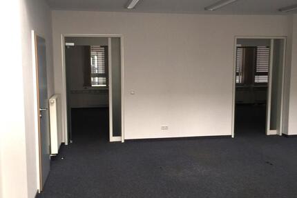 Vielseitige nutzbare moderne Gewerbeimmobilie in St. Ingbert zimmer