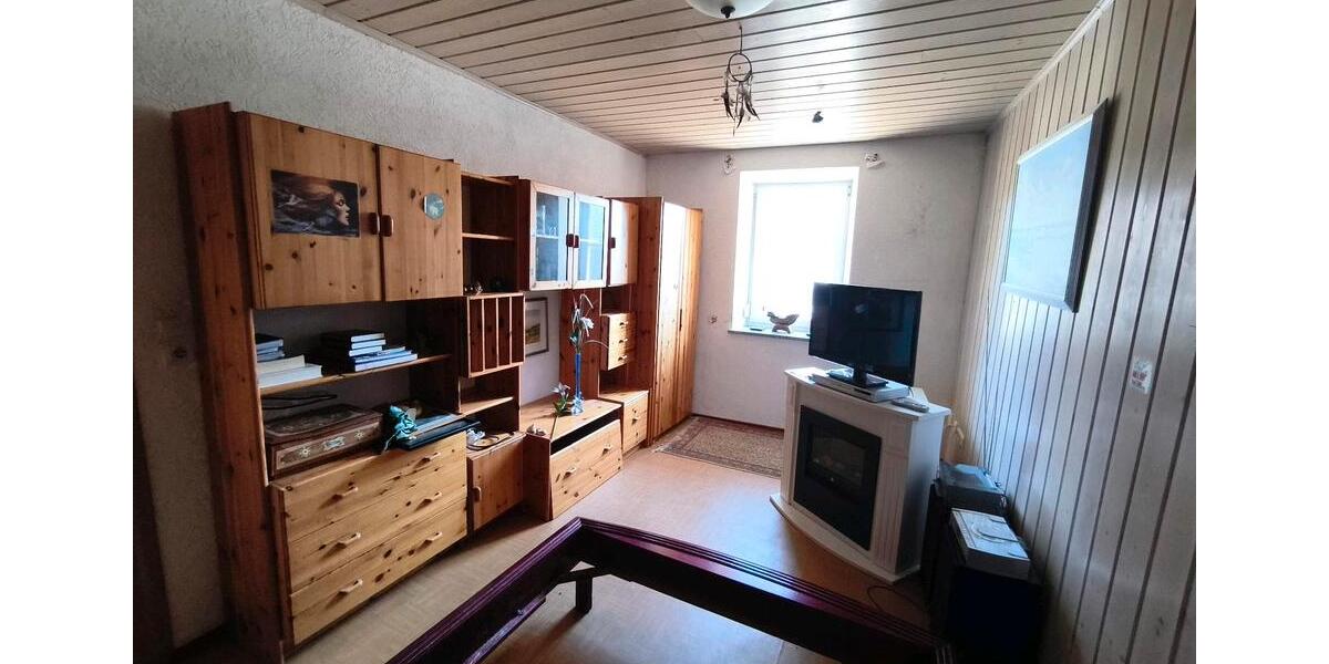 Bauernhaus, Landhaus Eggenfelden - 9 Zimmer, 400 m&sup2;, 1.500&euro; | Angebot:26134944