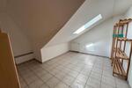 Dachgeschoßwohnung Altenbeken - 4 Zimmer, 118 m&sup2;, 980&euro; | Angebot:25656564