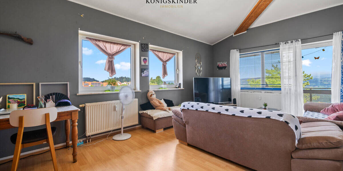 Etagenwohnung Lindenberg im Allgäu Lindenberg - 9 Zimmer, 211 m&sup2;, 639.000&euro; | Angebot:25731458