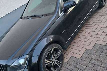 Mercedes-Benz 250 166.000 km 12.500 &euro; Korbach, Hansestadt, Kreisstadt 34497
