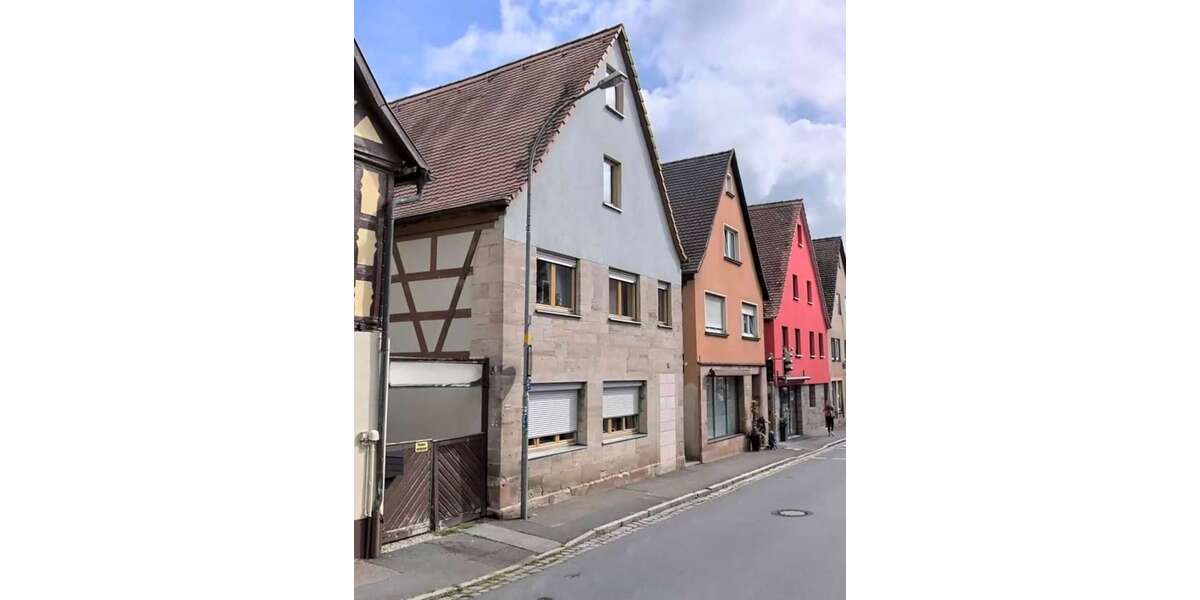 Einfamilienhaus Wilhermsdorf - 9 Zimmer, 250 m&sup2;, 289.000&euro; | Angebot:26423503