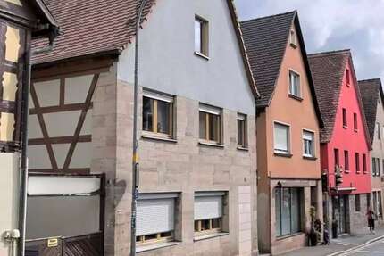 Haus Wilhermsdorf - 9 Zimmer, 250 m&sup2;, 289.000&euro; | Angebot:26423503