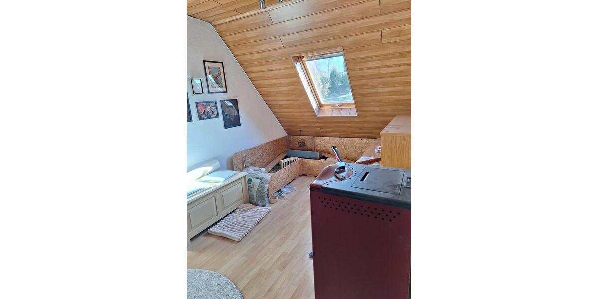 Dachgeschoßwohnung Königsbach-Stein Stein - 3 Zimmer, 76 m&sup2;, 700&euro; | Angebot:25765787