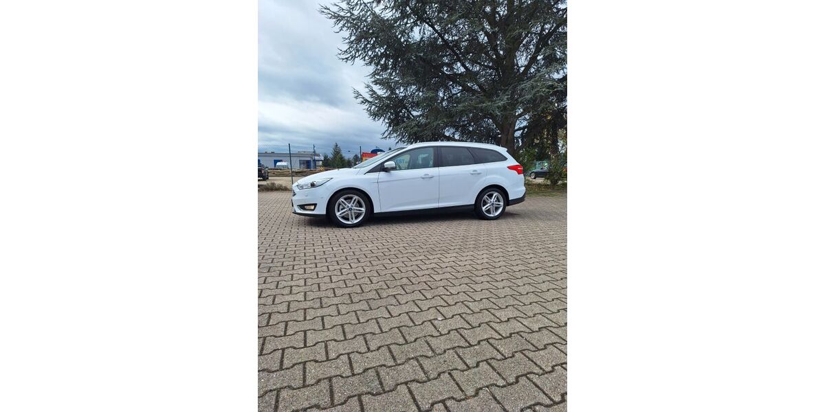 Ford Focus 189.058 km 9.900 &euro; Baden-Baden 76532