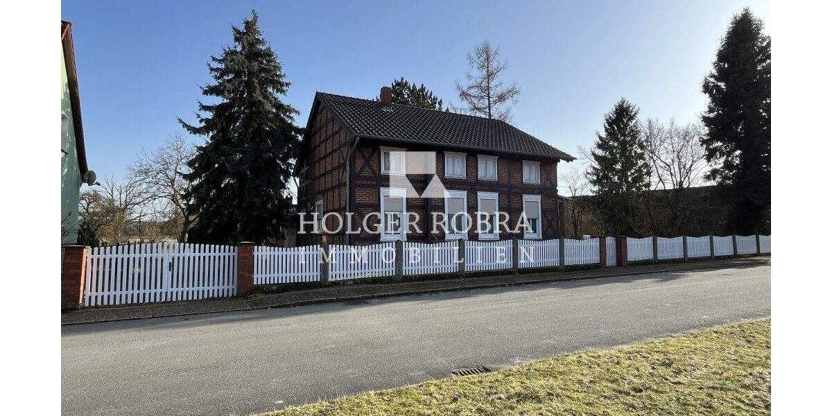 Einfamilienhaus Beetzendorf Stapen - 6 Zimmer, 114 m&sup2;, 162.000&euro; | Angebot:25779604